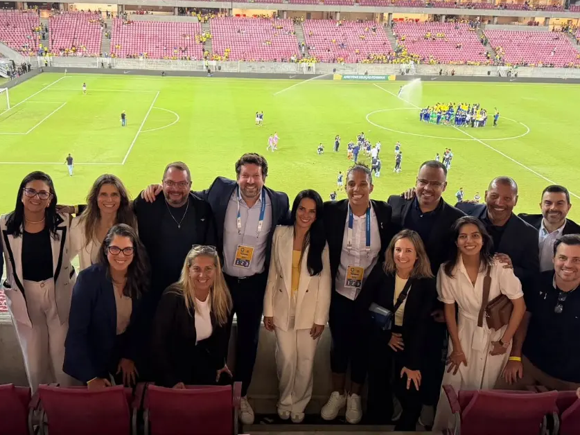 Representantes da Federações das cidades-sede assistiram Brasil x Argentina a convite da Fifa