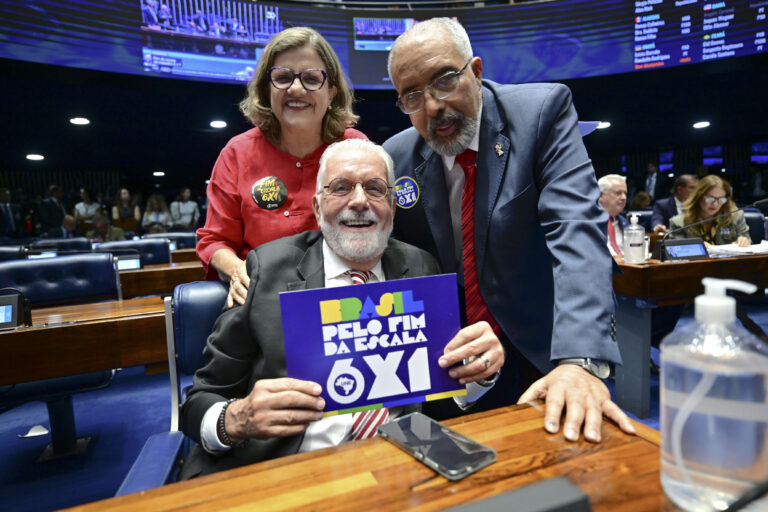 ‘O Brasil não vai quebrar’, diz Wagner sobre fim da escala 6×1