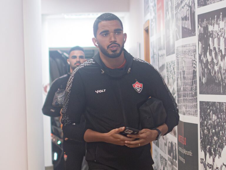Lucas Arcanjo, goleiro do Vitória
