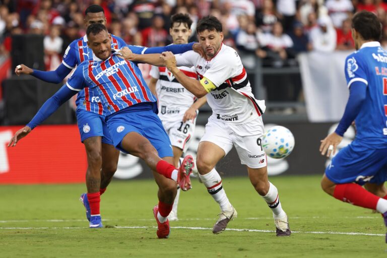 Bahia x São Paulo: onde assistir, prováveis escalações e arbitragem